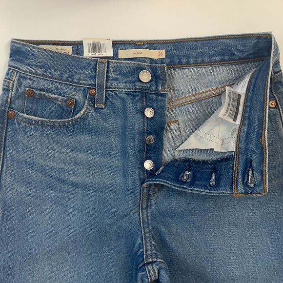 NWT Levi’s Wedgie Jeans size 26 - Picture 3 of 14